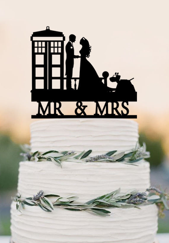 Wedding Cake Topper TARDIS, Doctor Who Wedding Cake Topper, TARDIS Wedding cake topper, Doctor Who Wedding, wedding cake topper, Mr Mrs