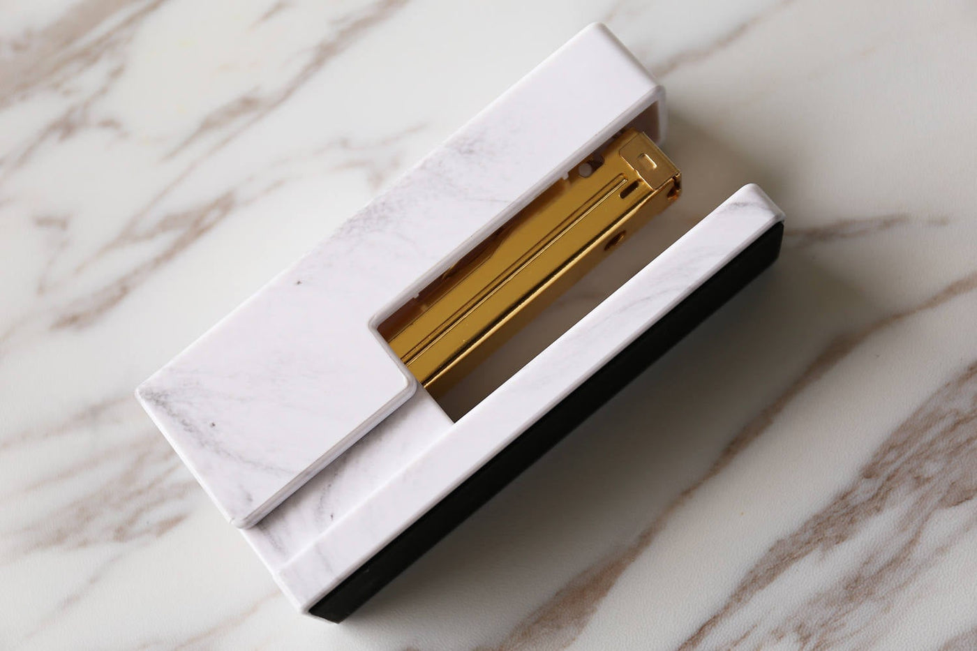 Acrylic Marble & Gold Stapler,Modern Office Desk Accessory,Acrylic stapler, office gift idea, minimalist gift idea